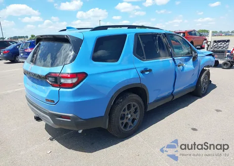 2025 Honda Pilot Awd Trailsport из США, поврежденный, VIN 5FNYG1H69SB000192